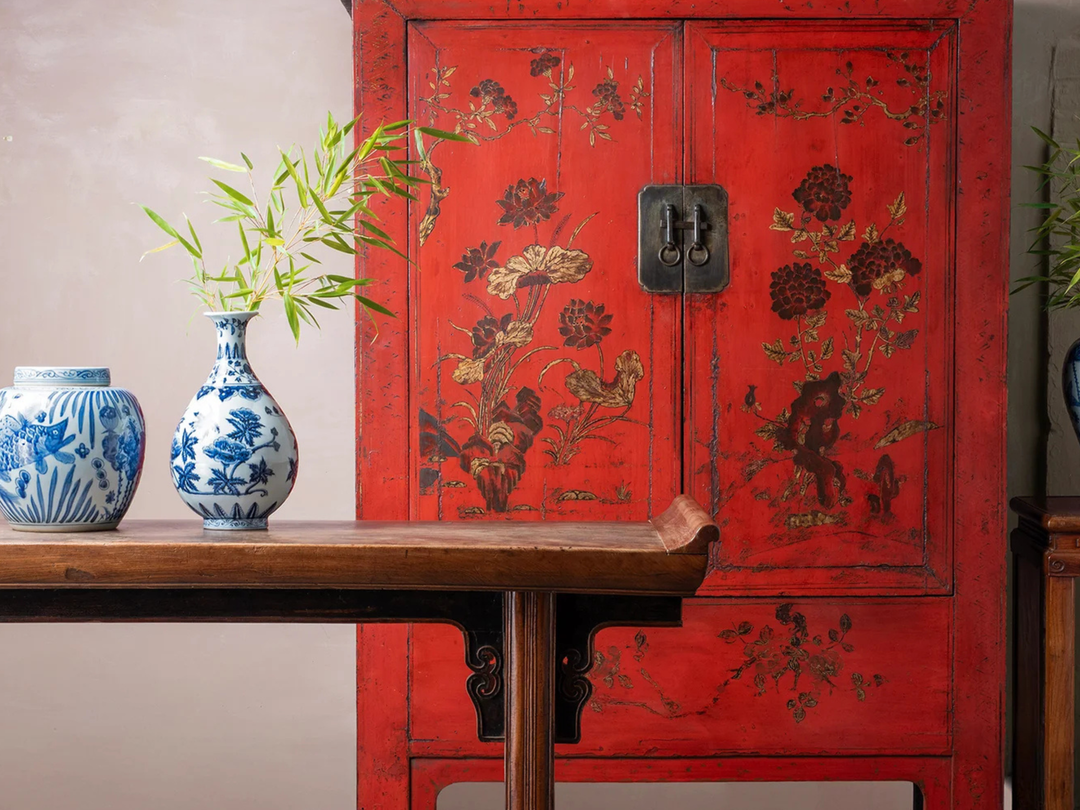 Which Colours Pair Best With Red Furniture?