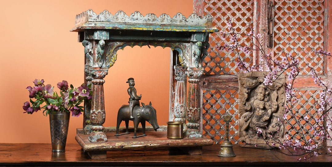 Indian bronze Panjurli boar in a Gujarati shrine. 