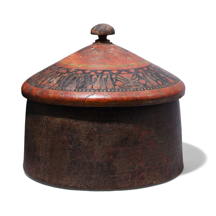 19Th Century Sindh Lacquered Turban Box With Hand Turned Wood Construction And Red Black Floral Decoration | Indigo Antiques