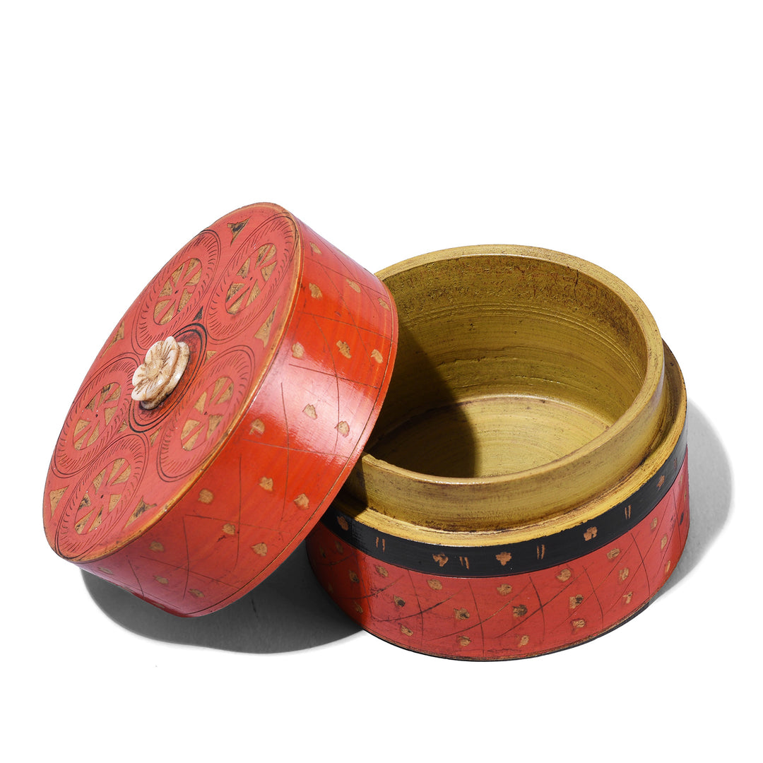 Inside Of Old Scratchwork Indian Lacquer Pot From Rajasthan | Indigo Antiques