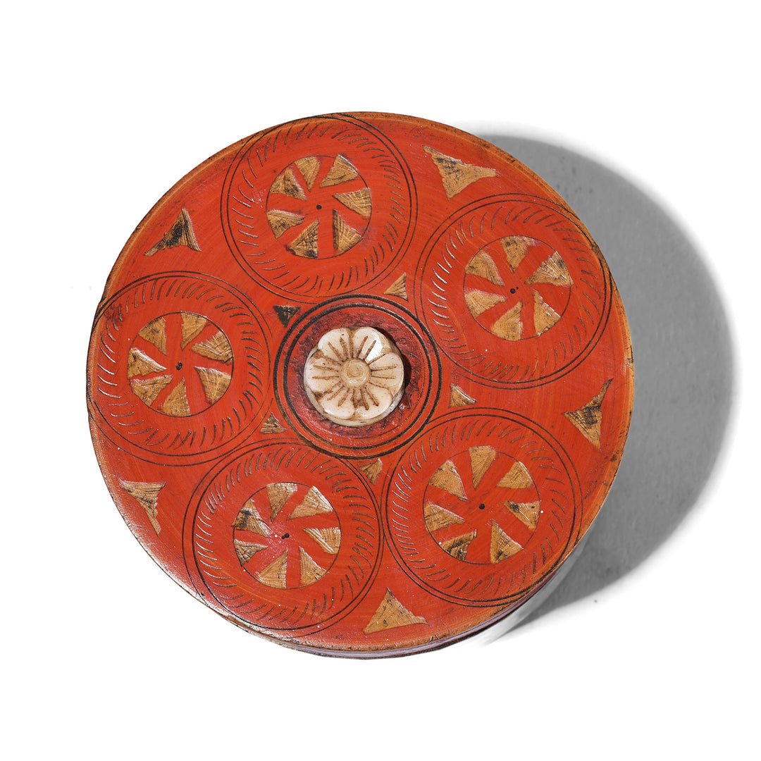 Top Down View Of Old Scratchwork Indian Lacquer Pot From Rajasthan | Indigo Antiques