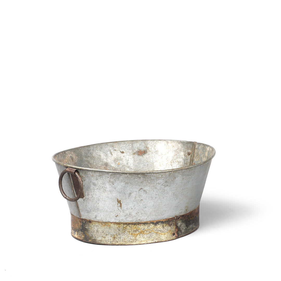 Small Vintage Galvanised Planter - Various Sizes | Indigo AntiquesVintage Galvanised Planter - Various Sizes | Indigo Antiques