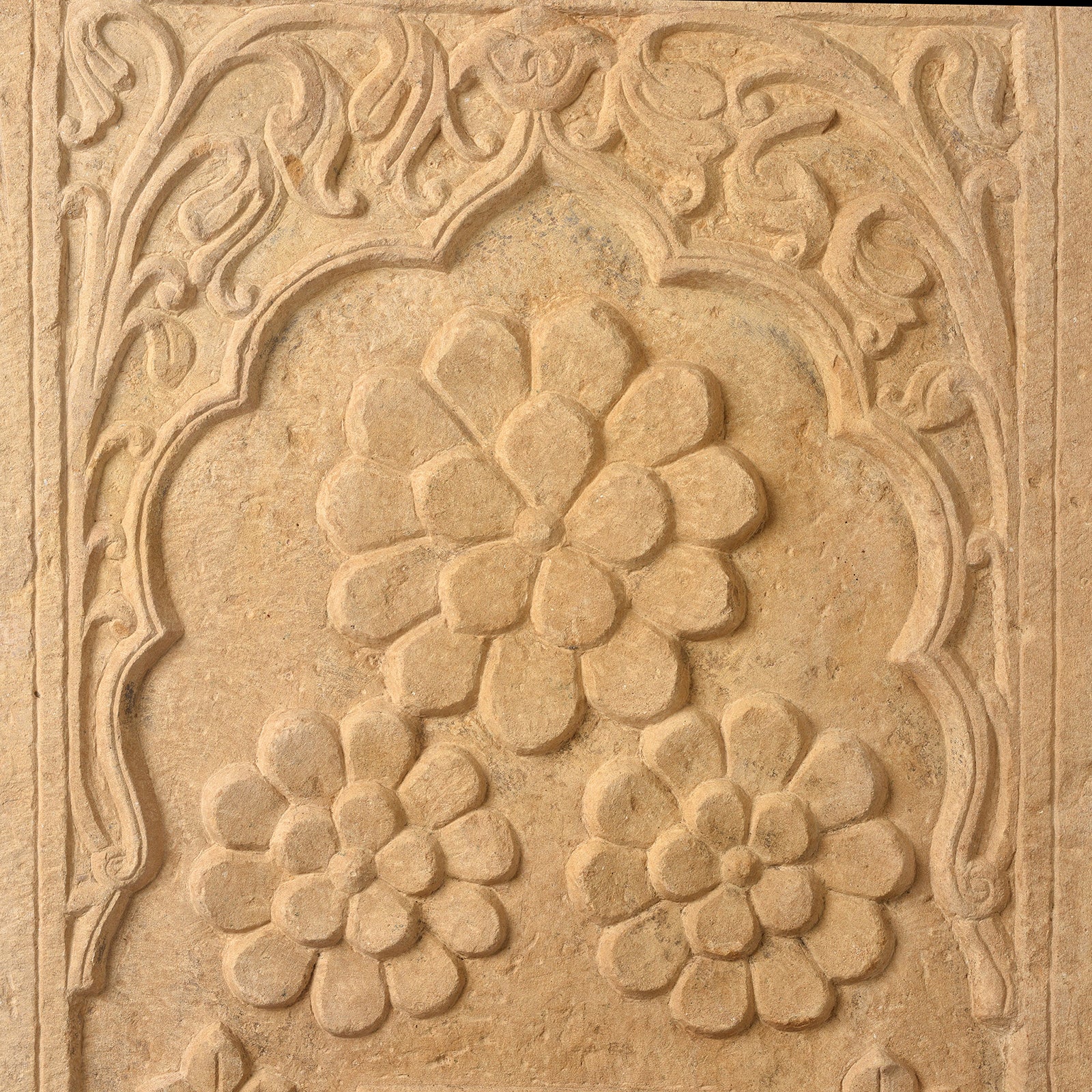 Old Lacquer Box From Jaisalmer - 18th Century