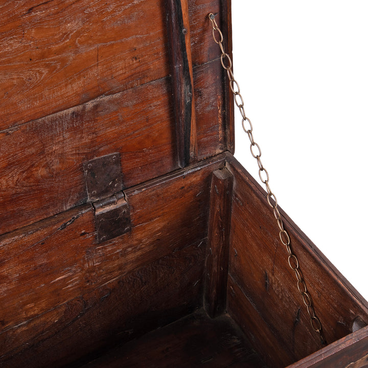 Chain Detail From Antique Indian Iron Bound Rosewood Chest | Indigo Antiques 