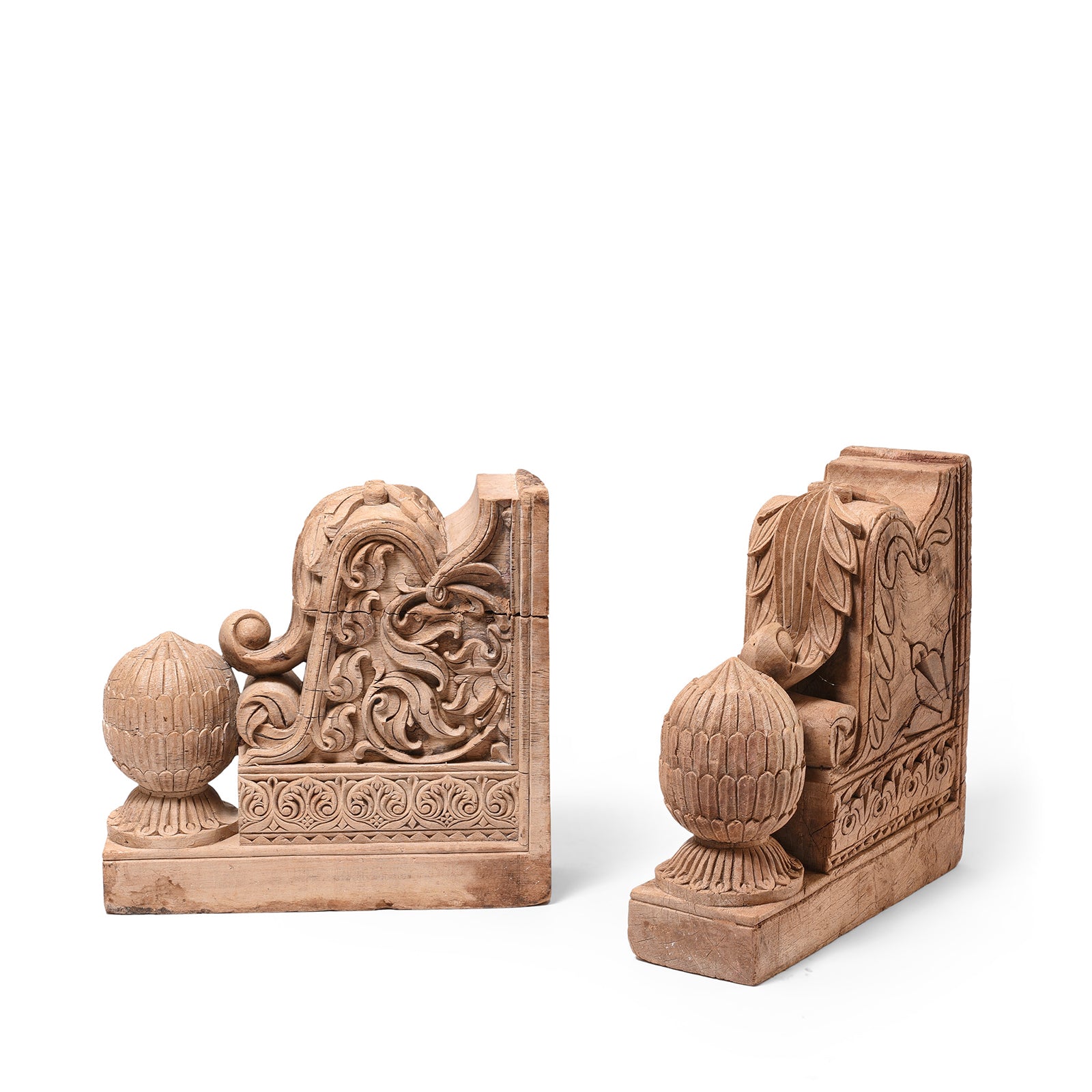 Carved Teak Corbel From Maharashtra - 19thC Carved Teak Corbel From Maharashtra - 19thC