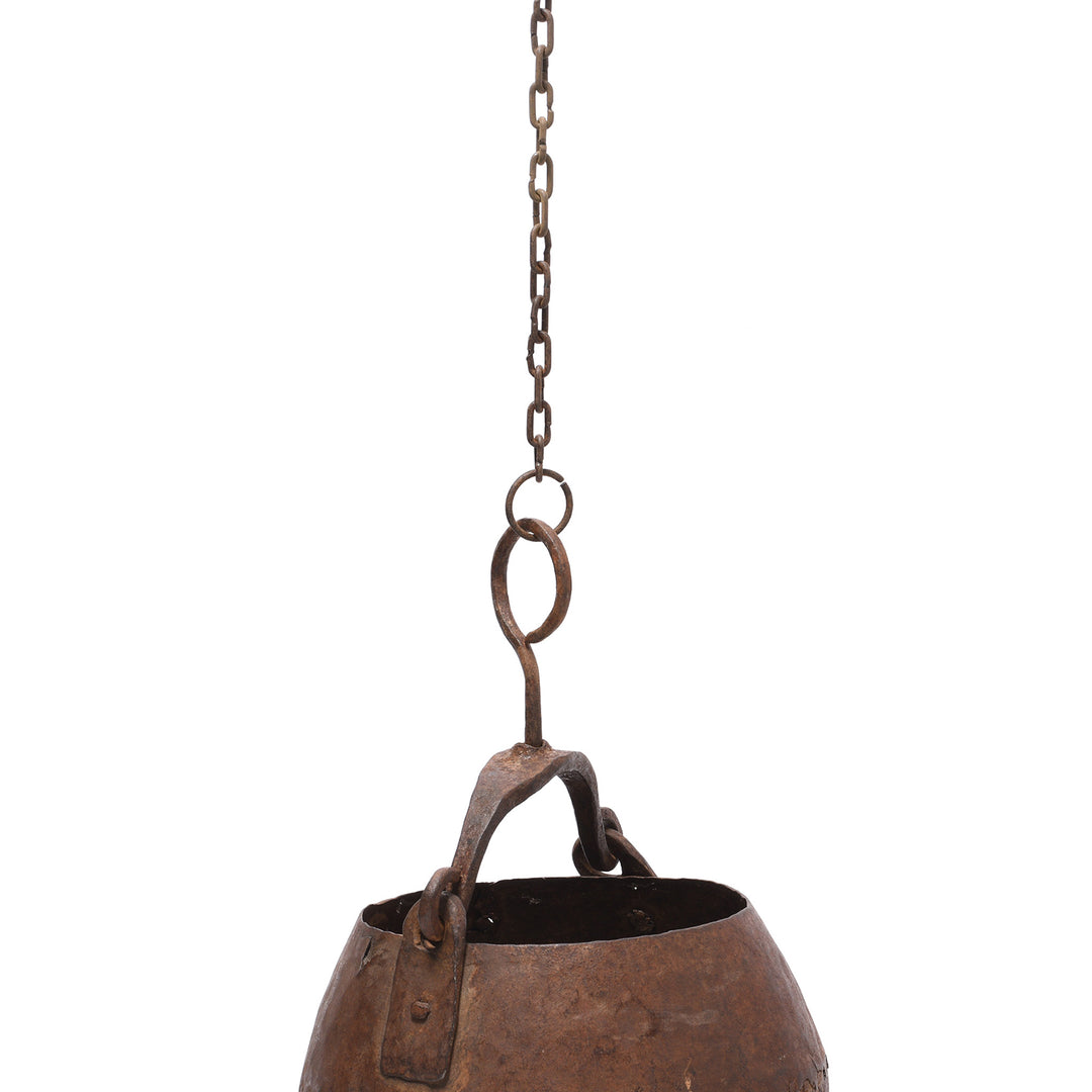 Chain Detail From Antique Iron Well Pot From The Punjab - Circa 19th Century | Indigo Antiques