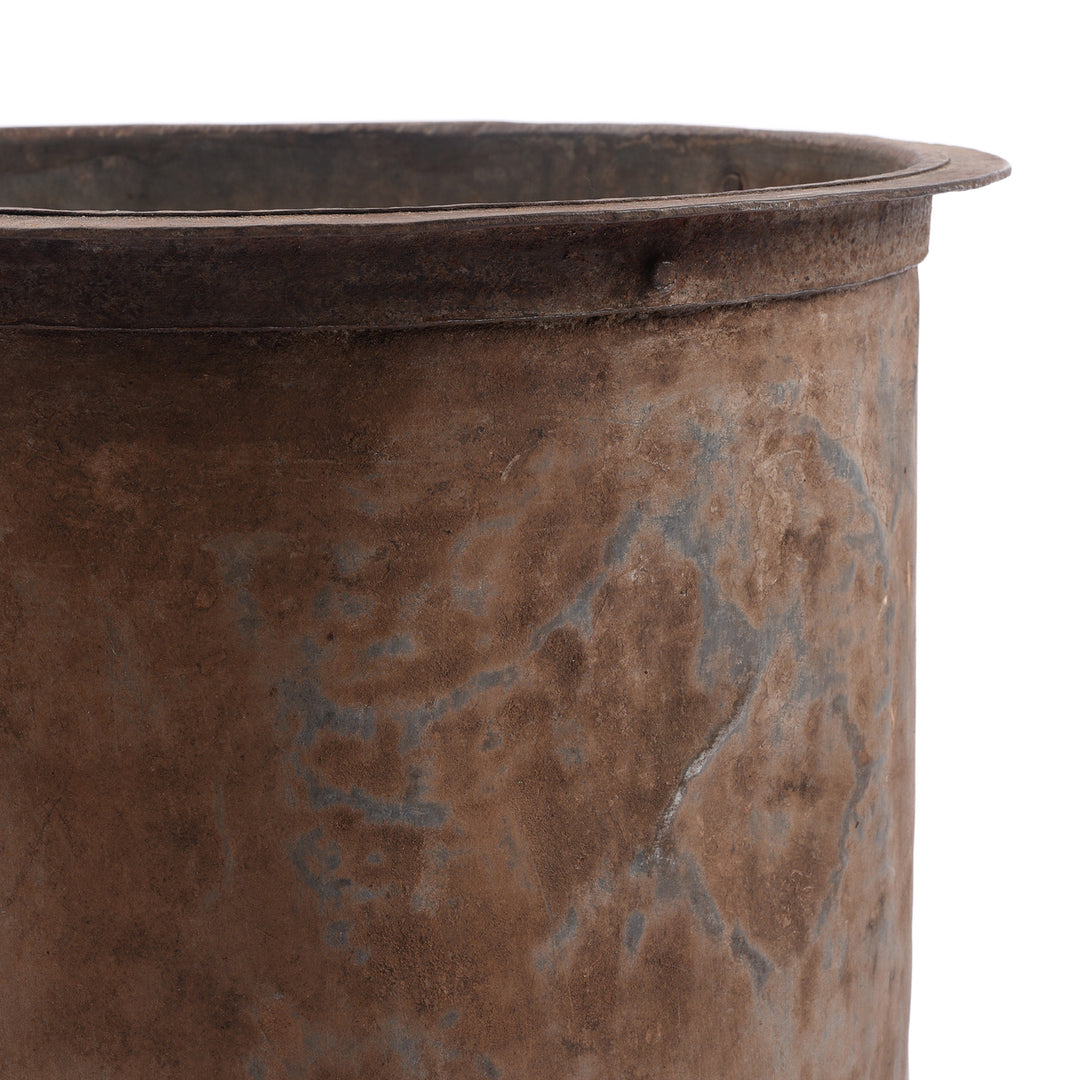 Corner Detail From Vintage Galvanised Water Pot Planter - Ca 75 Yrs Old | Indigo Antiques