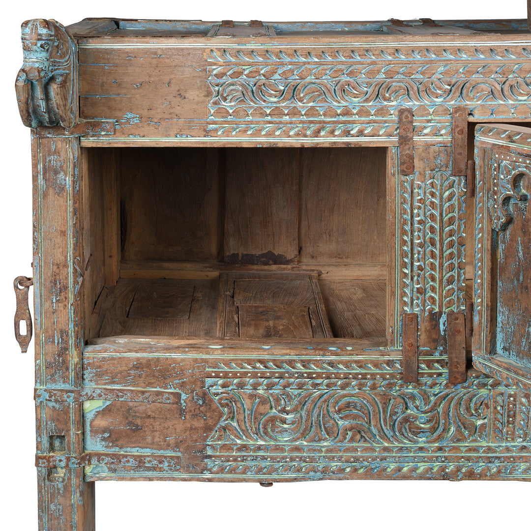 Interior Of Antique Carved Teak Manjus Dowry Chest From Banswara - 19th Century | Indigo Antiques