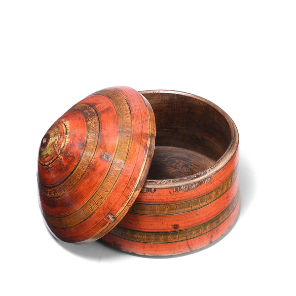 Scratchwork Lacquer Pot From Sindh - 19th Century