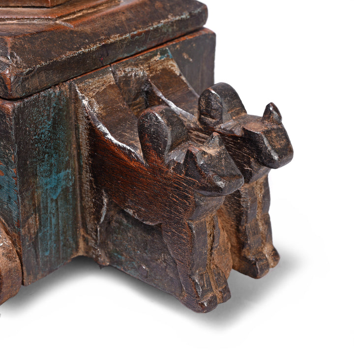 Nandi Bull Detail From Indian Antique Nandi Bull Tika Ash Holder From Karnataka - Ca 1900 | Indigo Antiques