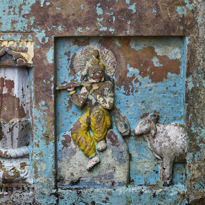 Detail From Krishna And Nandi From Carved Stone Antique Indian Water Pot Stand (Parinda) From Gujarat | Indigo Antiques