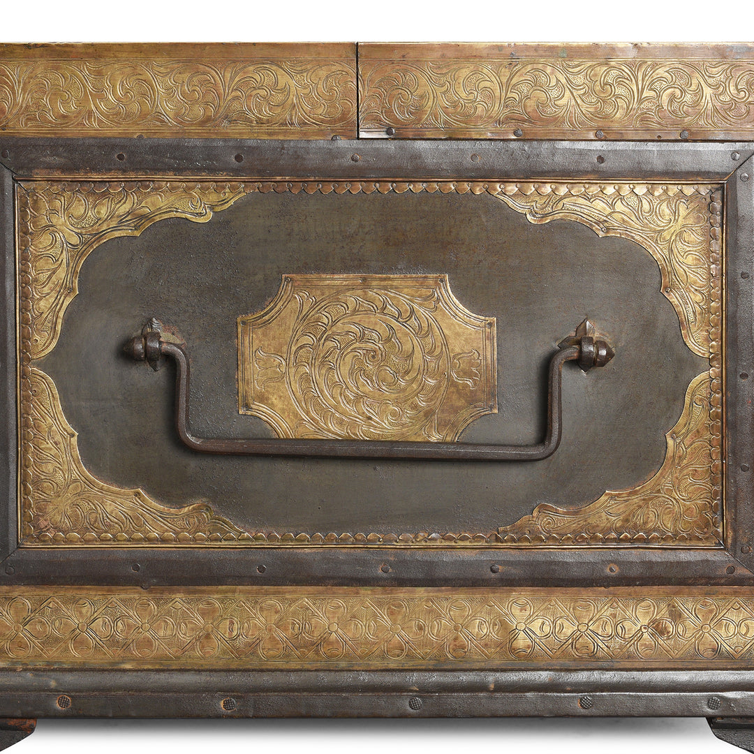 Handle Detail From Antique Indian Shekhawati Trousseau Box | Indigo Antiques