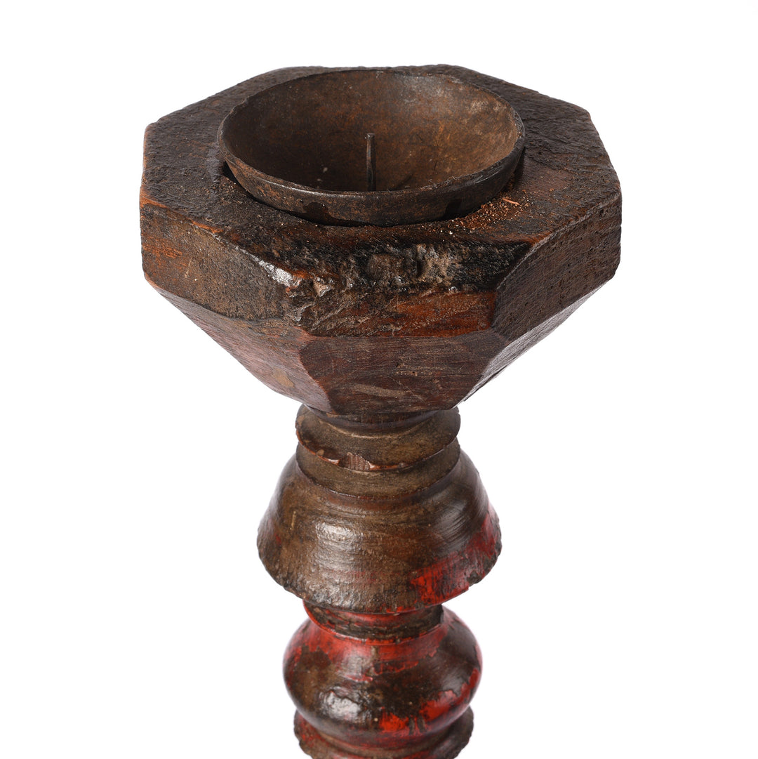Red Lacquered Candle Stick From Banswara - 19th Century