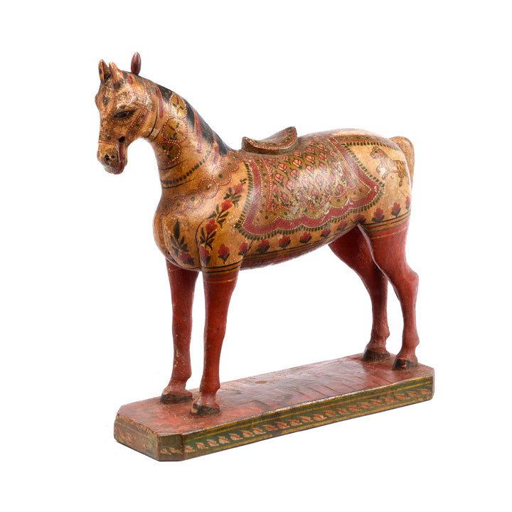 Polychrome Indian Horse Figure From Surat - 19th Century
