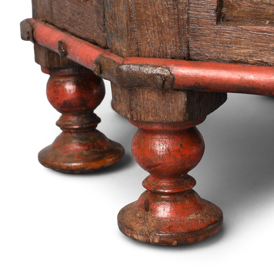 Leg Detail From Antique Lacquered Octagonal Bajot Low Table From Gujarat | Indigo Antiques