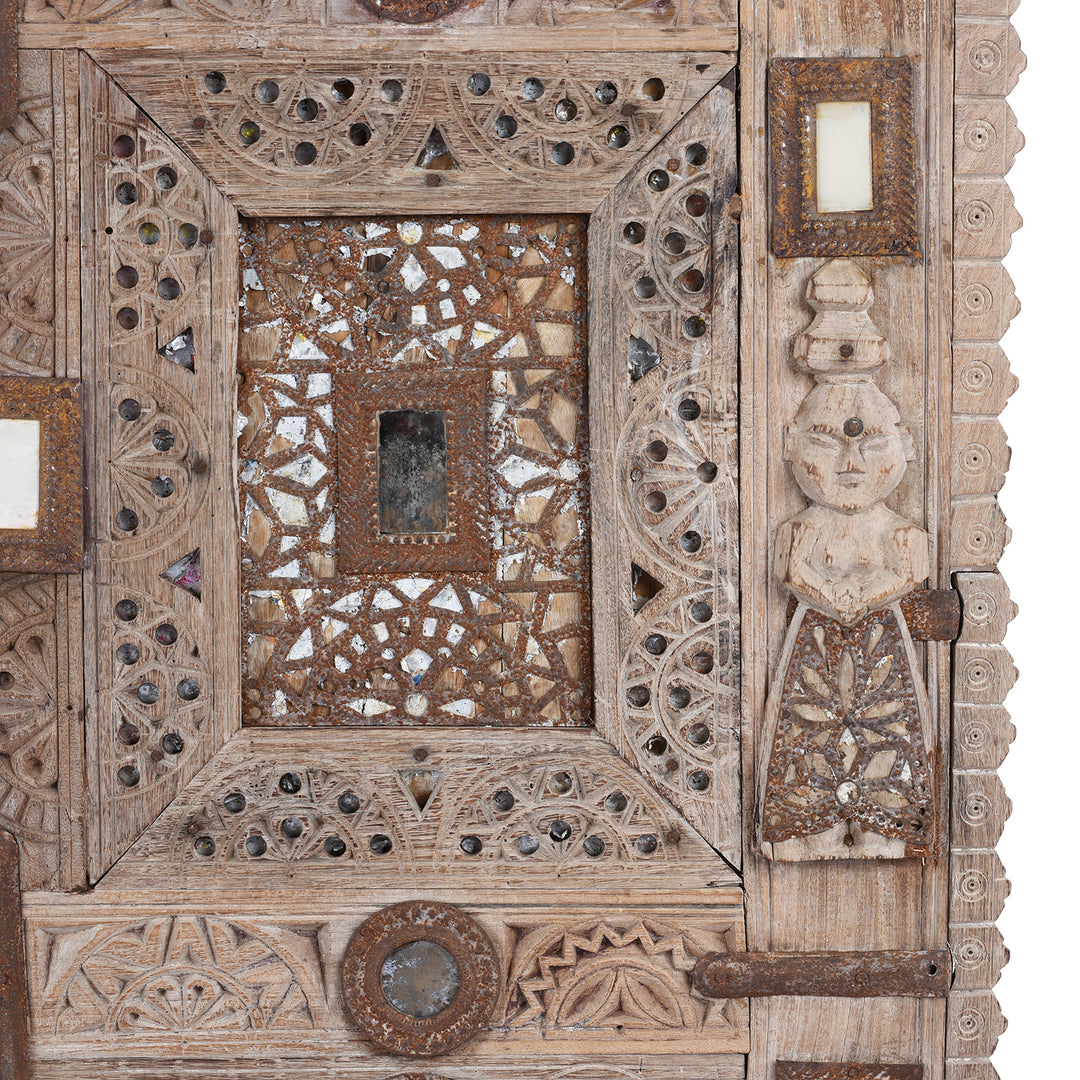 Carved Teak Damchiya Chest From Kutch - Ca 1920