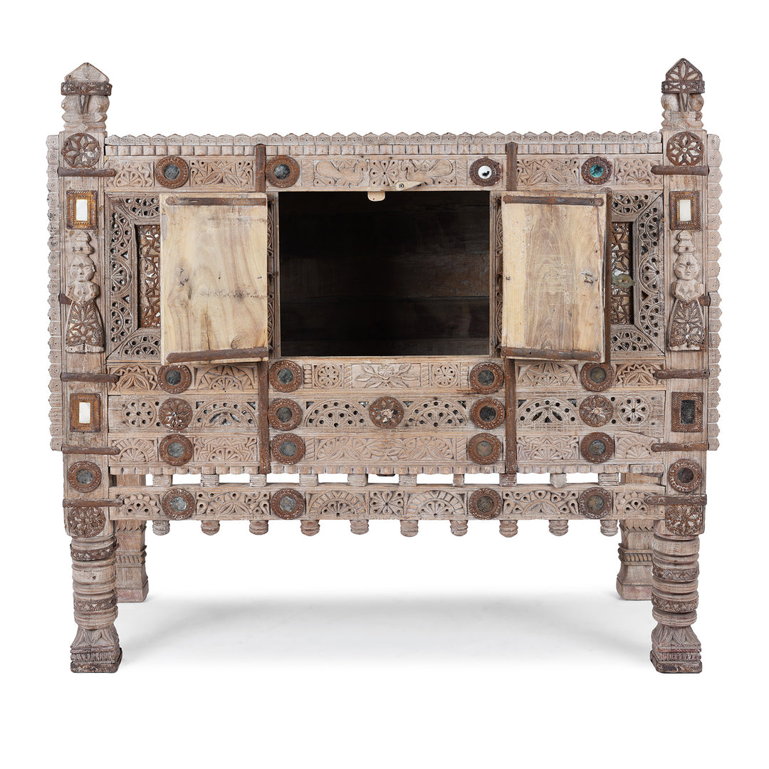 Carved Teak Damchiya Chest From Kutch - Ca 1920
