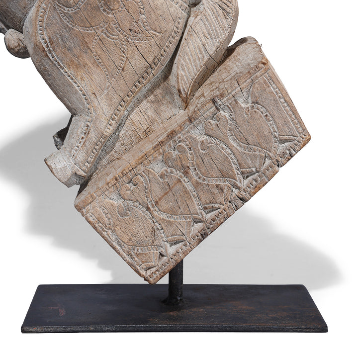 Base Carvig Detail From Option 2 Carved Teak Horse Head Architectural Corbel On Iron Stand From Andhra Pradesh 19th Century