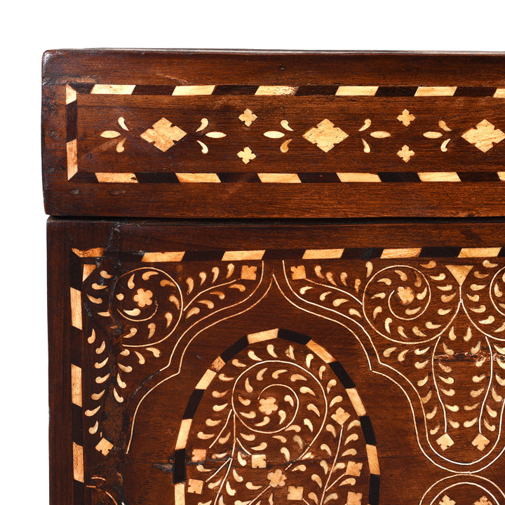 Corner detail Showing Inlay Work On 19th Century Indian Teak Chest With Intricate Mughal-Style Bone Inlay, Vintage Decorative Storage Furniture