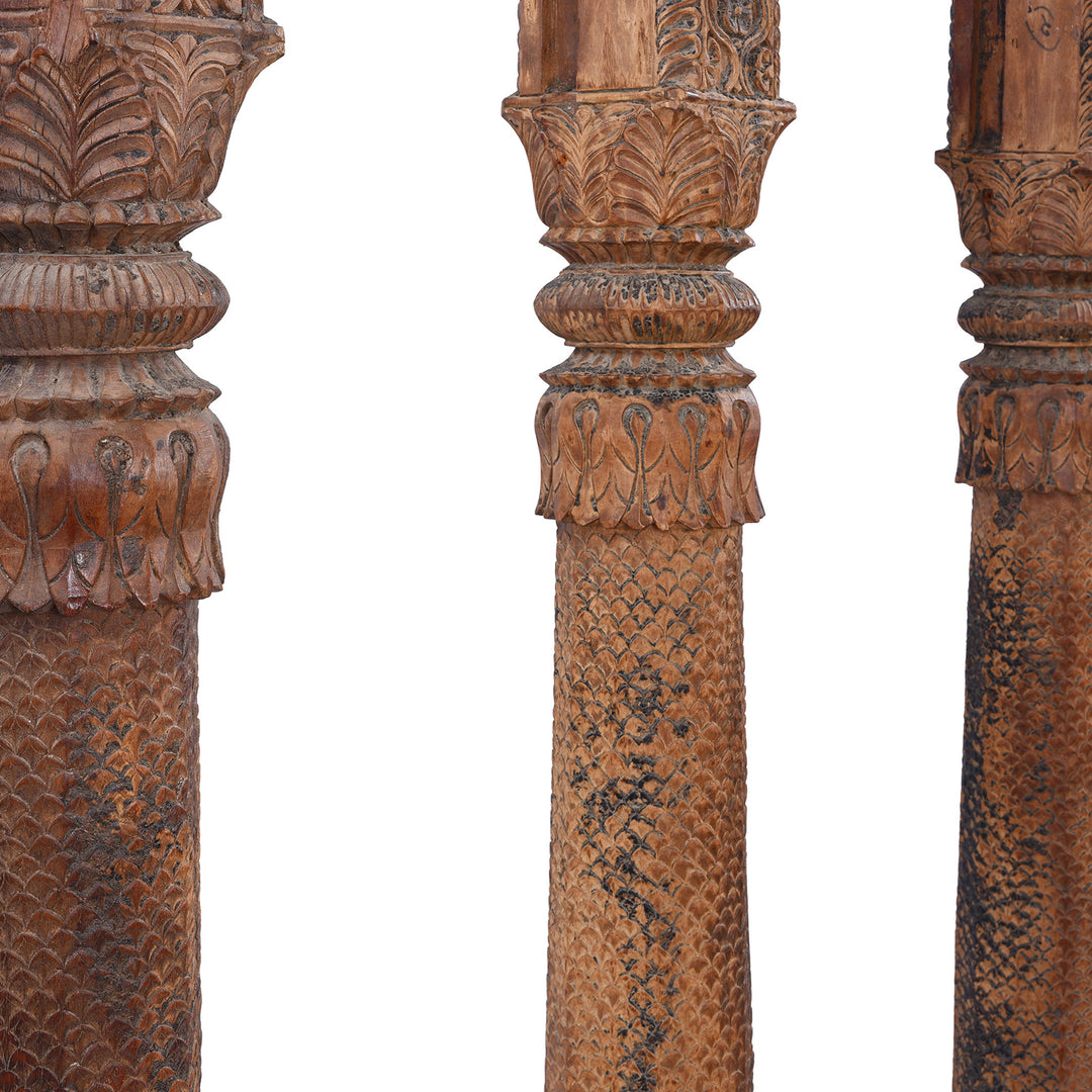 Column Detail From Early 19th Century Carved Teak Double Arch From Uttar Pradesh In Mughal Style | Indigo Antiques
