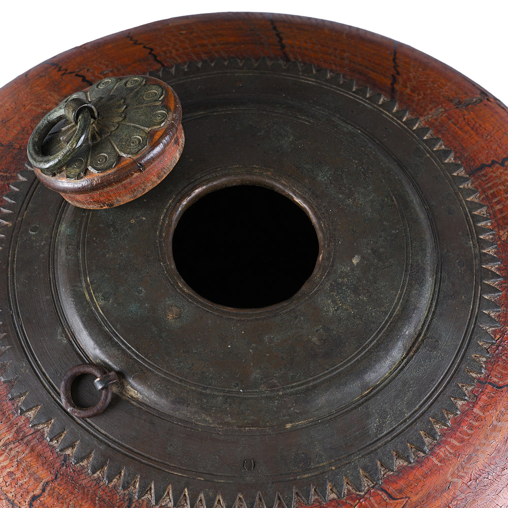 Lid Detail From Antique Indian Lacquered Tobacco Box | Indigo Antiques