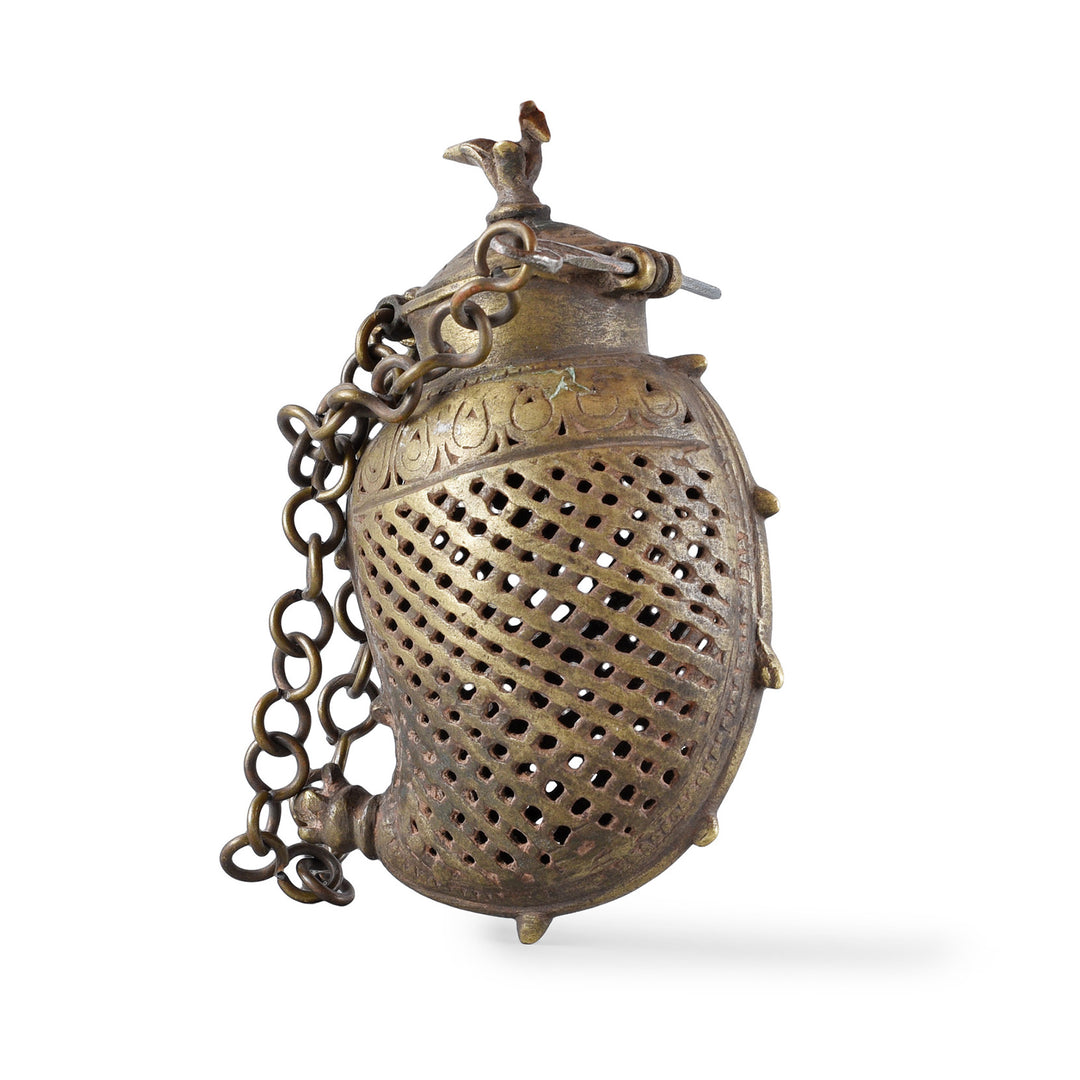 Dhokra Mango Coin Purse From Bengal - 19th Century