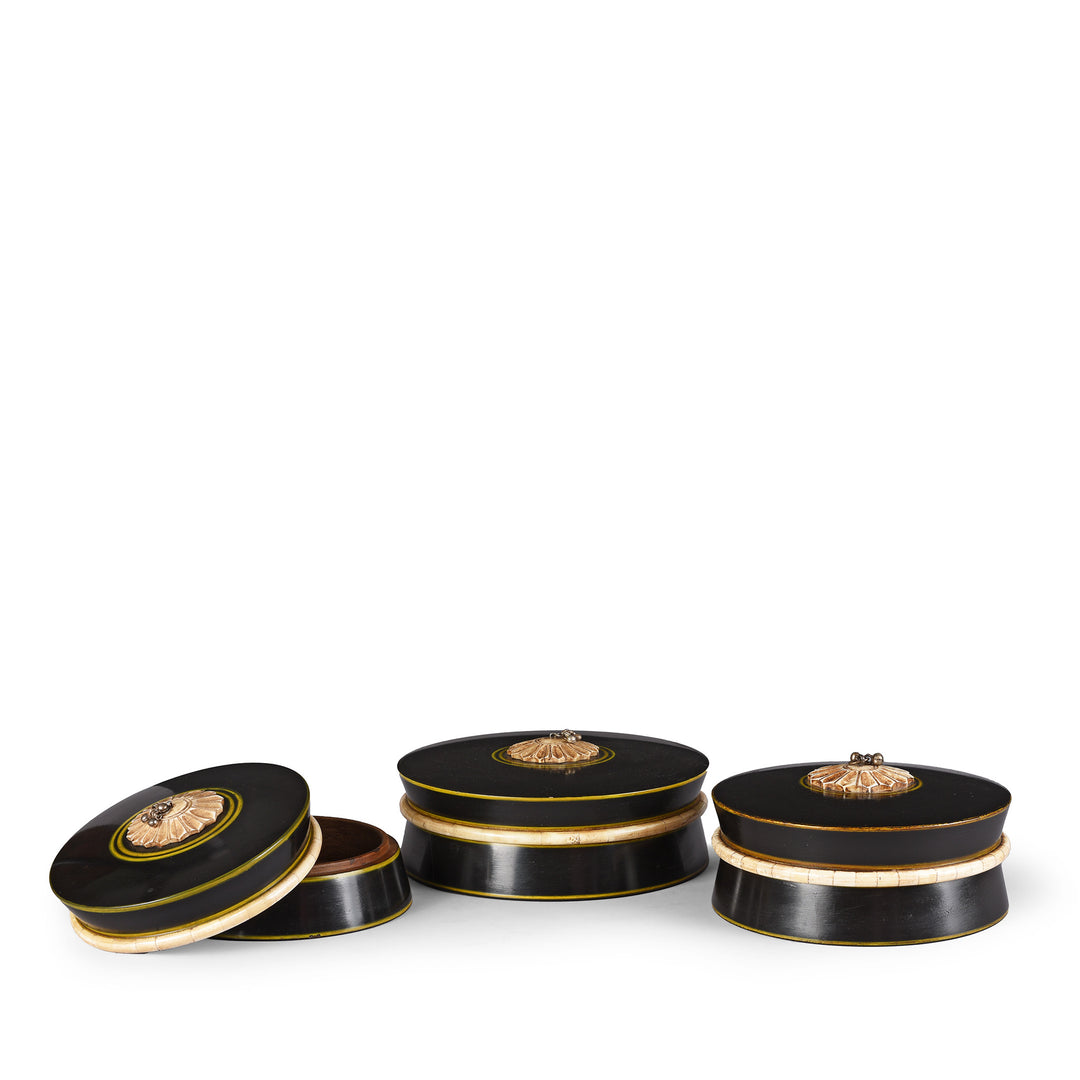 Large Black Lacquer Pot | Indigo Antiques