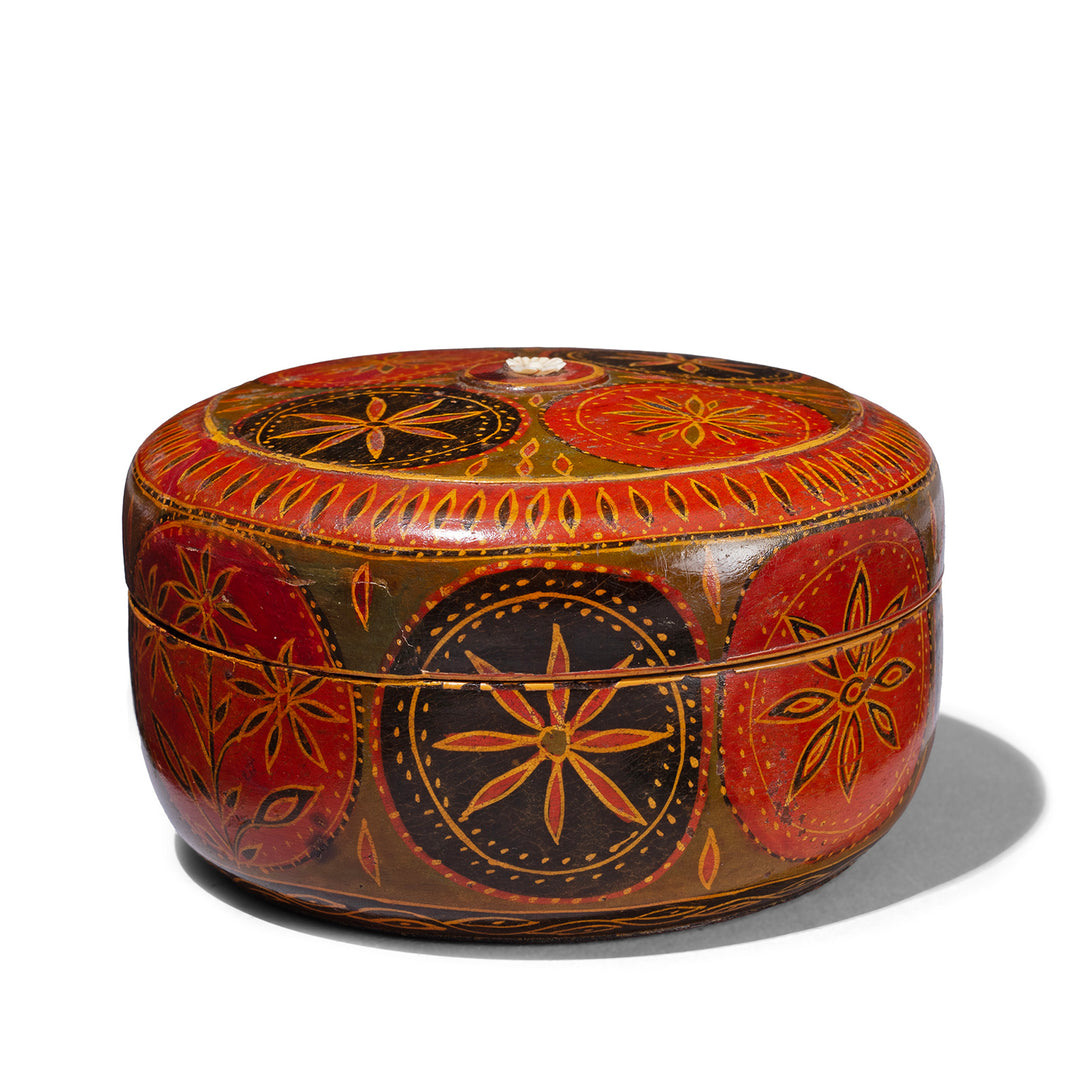 Antique Indian Scratchwork Lacquer Pot From Barma