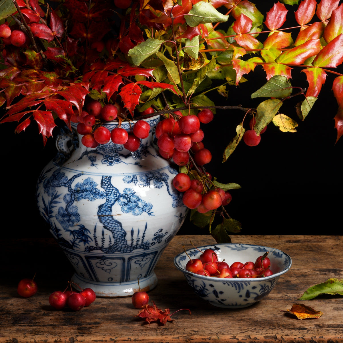 Chinese Blue & White Wine Jar Vase - Pine Tree Design