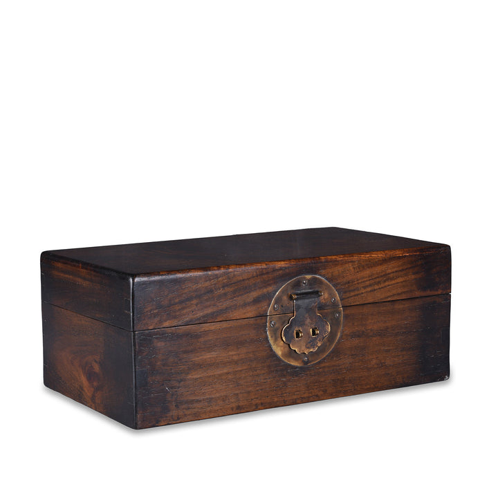 Angled VIew Of Medium Chinese Huali Burr Keepsake Box | Indigo Antiques