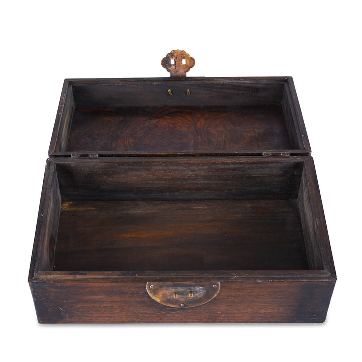 Interior Of Medium Chinese Huali Burr Keepsake Box | Indigo Antiques