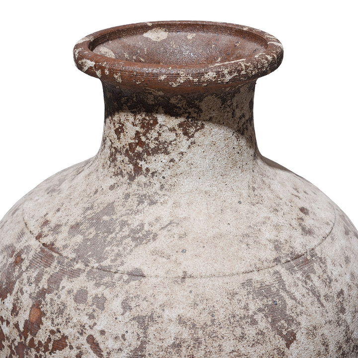 Rim Detail From Chinese Reproduction Porcelain Shipwreck Vase | Indigo Antiques