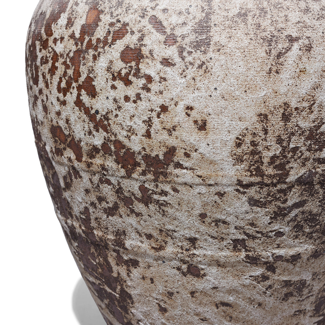 Detail From Chinese Reproduction Porcelain Shipwreck Vase | Indigo Antiques