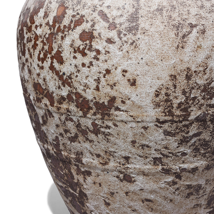 Detail From Chinese Reproduction Porcelain Shipwreck Vase | Indigo Antiques