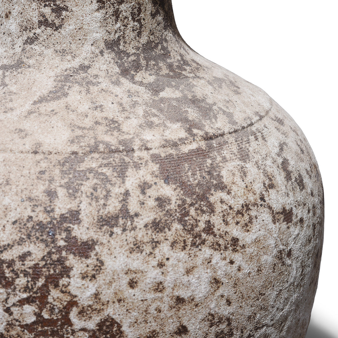 Detail From Chinese Reproduction Porcelain Shipwreck Vase | Indigo Antiques