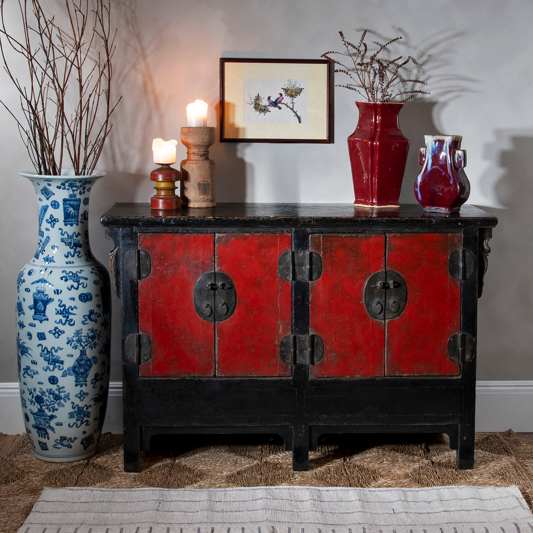Red & Black Lacquer Sideboard From Shanxi - 18thC | Indigo Antiques