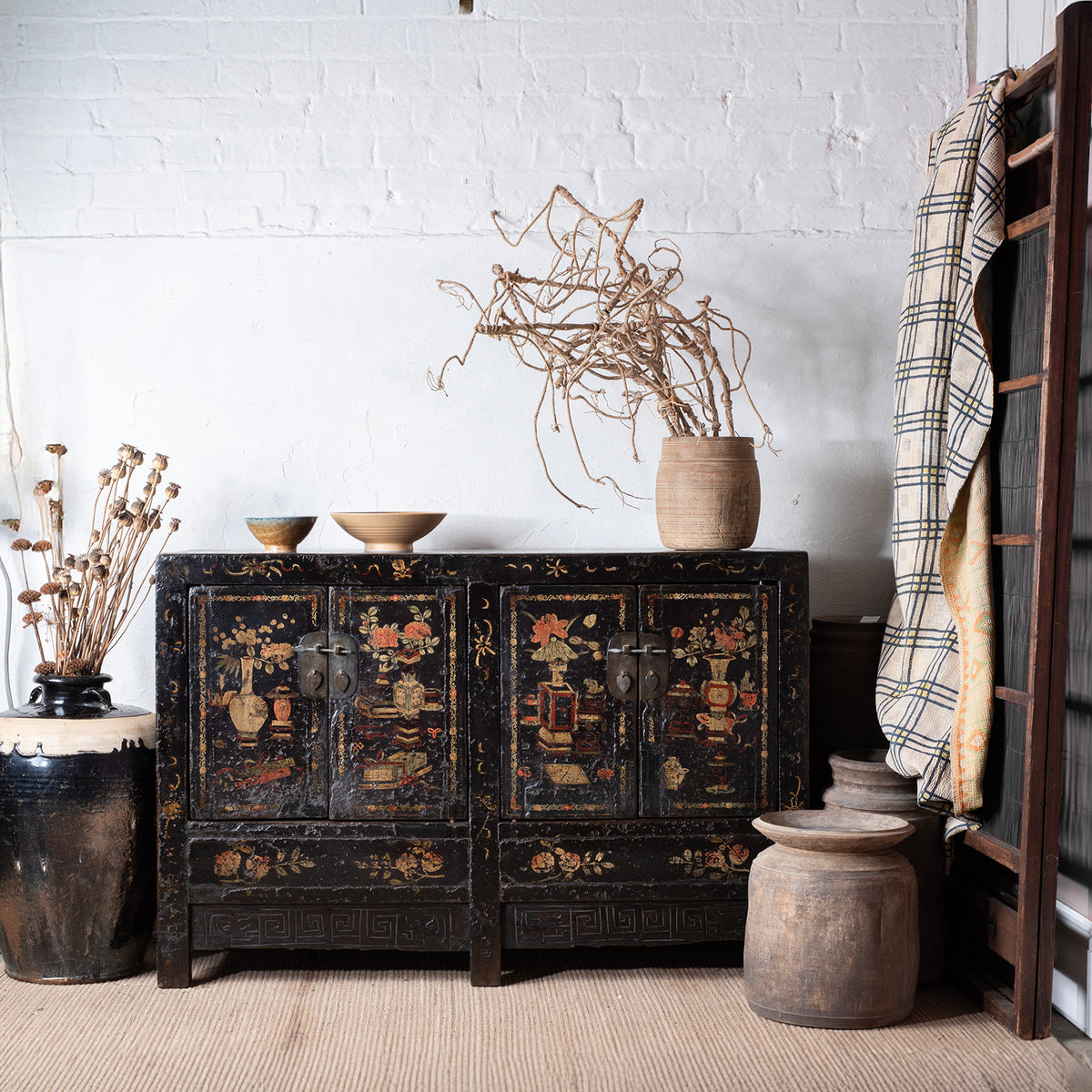 Chinese Black lacquer &amp; natural Japandi wabi sabi interior furniture