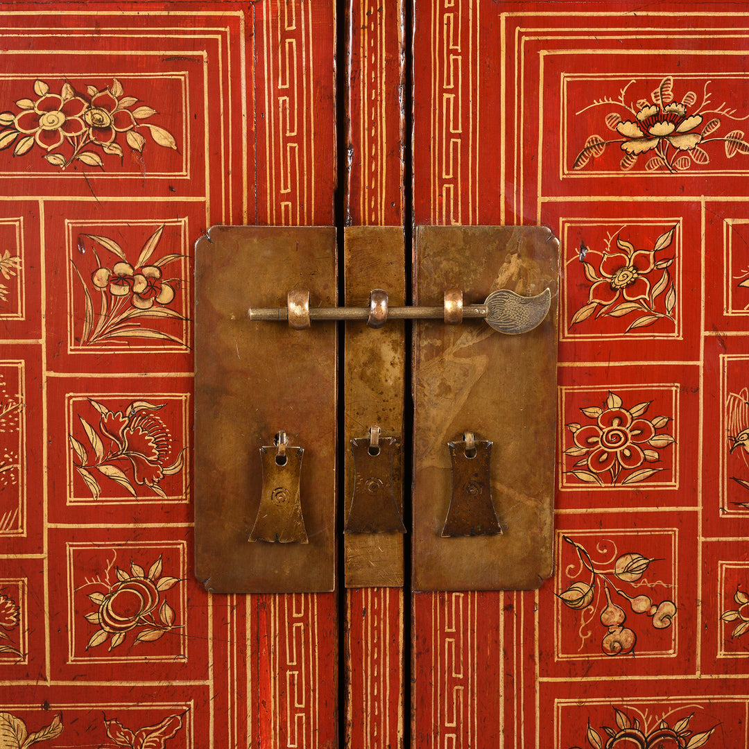 Locking Plate Detail From Red Lacquer Chinese Sideboard From Dongbei - Ca 1920 | INDIGO ANTIQUES