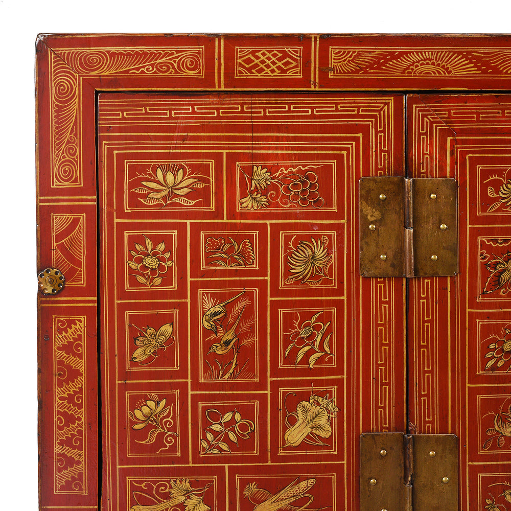 Corner Detail From Antique Red Lacquer Chinese Sideboard From Dongbei - Ca 1920 | INDIGO ANTIQUES