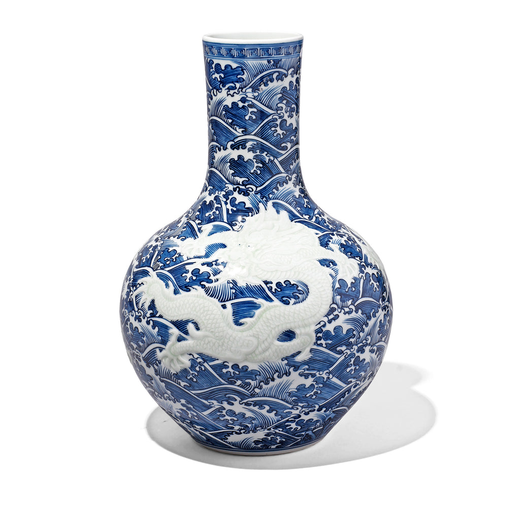 Blue & White Porcelain Tianqiuping Vase - Wave Dragons