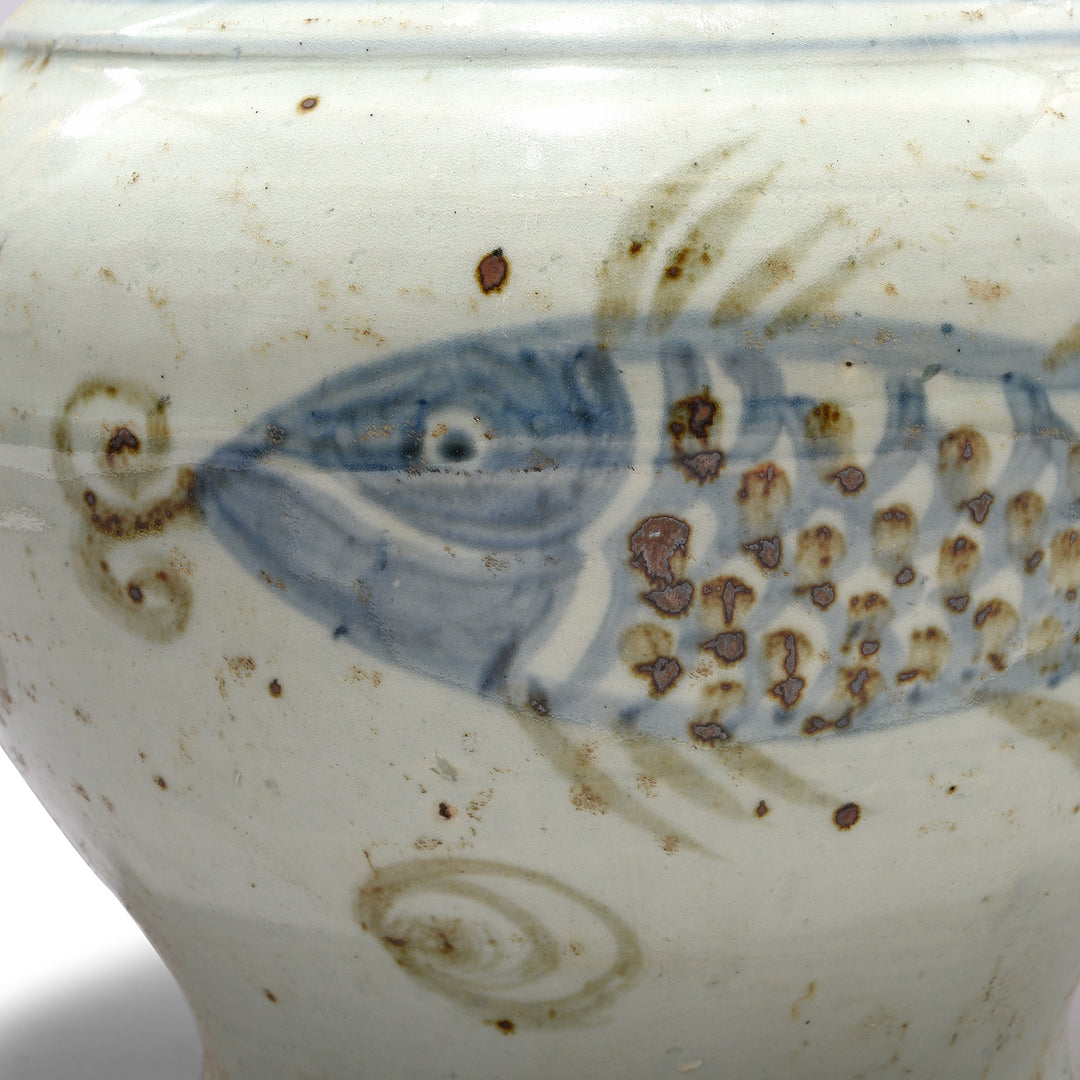 Hand Painted Design On Provincial Late Ming Style Blue & White Porcelain Wine Jar - Fish