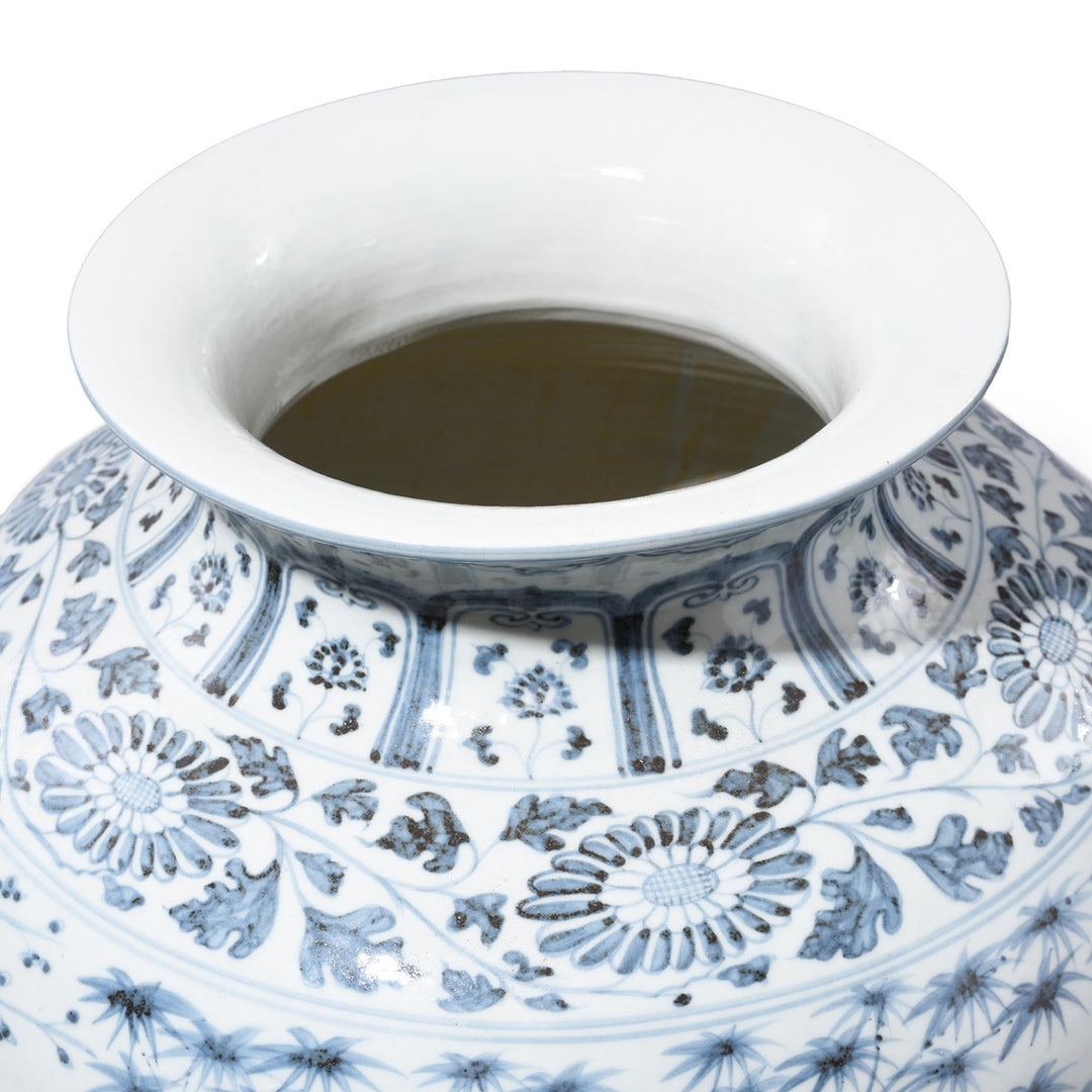 Rim Detail From Blue & White Porcelain Frilled Temple Jar With Lid | Indigo Antiques