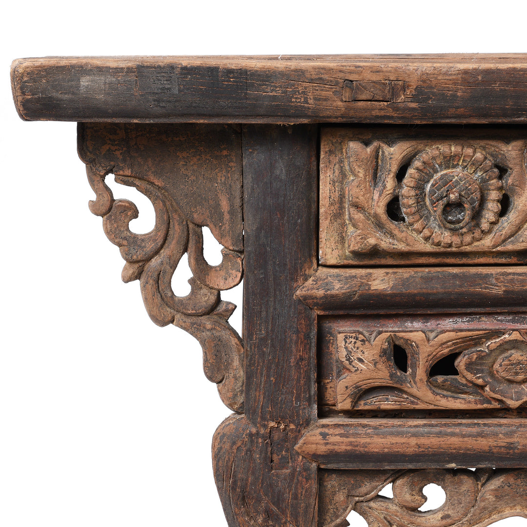 Corner Detail Displaying Carving From Antique Chinese Kang Table From Shanxi | Indigo Antiques