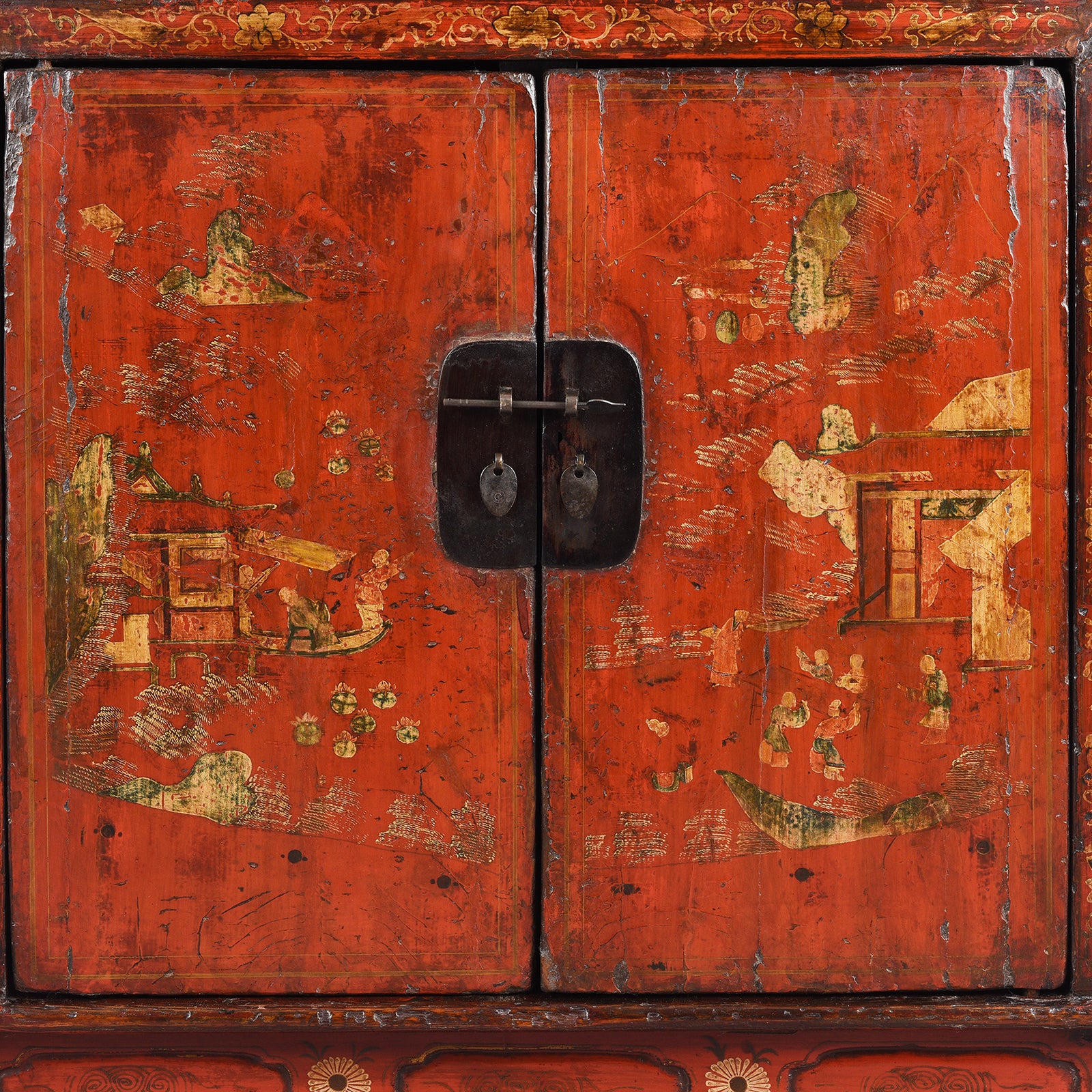 Red & Black Lacquer Book Cabinet From Shanxi Province - 19th Century Red & Black Lacquer Book Cabinet From Shanxi Province - 19th Century