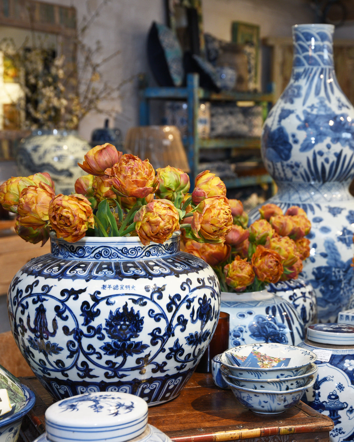 Chinese blue & white porcelain vases in an English Showroom 