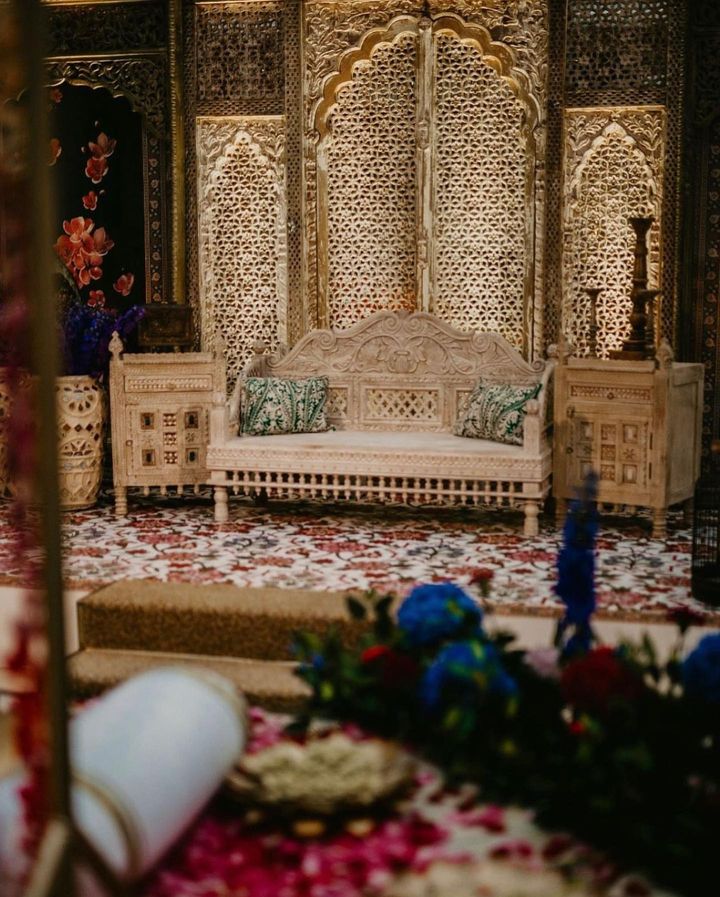 Carved Jali Purdah Screen - Mughal Style