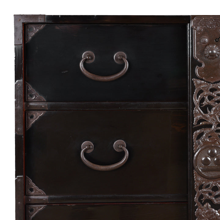 Corner Detail From Japanese Black Lacquer Bo Dansu From Tsuruoka Yamagata Meiji Period With Repoussé Ironwork Tsuta Kamon Crest Secret Compartments And Original Key | Indigo Antiques