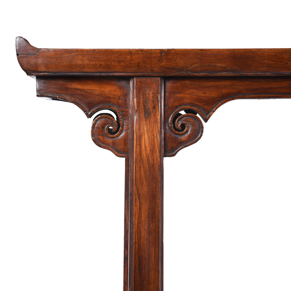 Corner Detail Displaying Carving From Antique Red Elm Altar Table From Jiangsu - 19th Century | Indigo Antiques