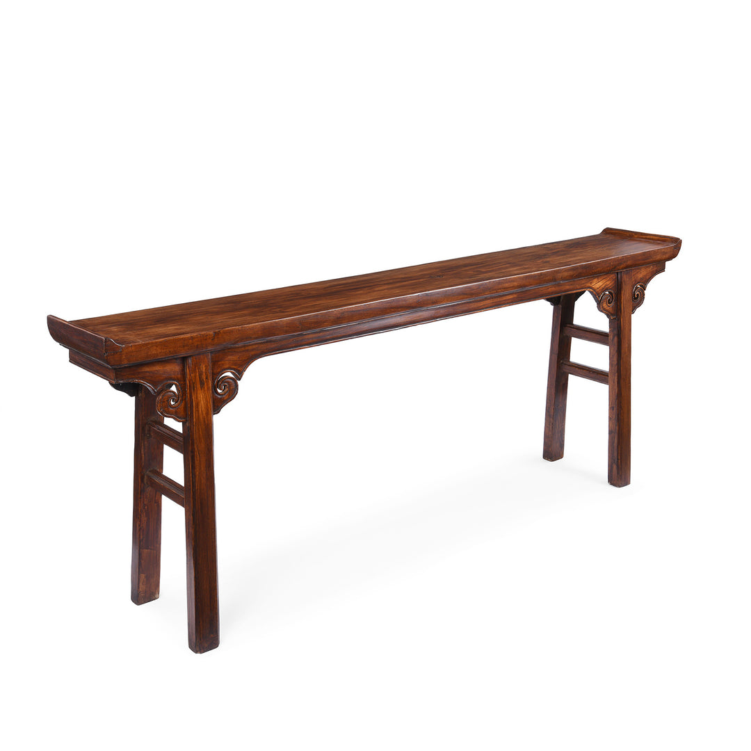 Angled View Of Antique Red Elm Altar Table From Jiangsu - 19th Century | Indigo Antiques