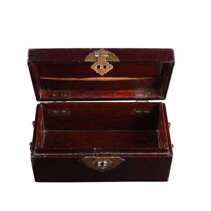 Inside Of Small Trunk Set Of Aubergine Leather Trunks From Shanghai - 19th Century | Indigo Antiques